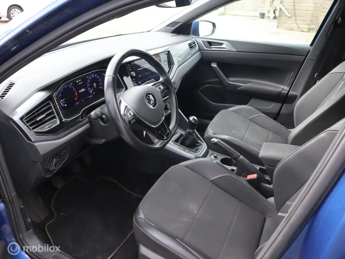 1.0 TSI R Line Digital cockpit Parkeersensoren