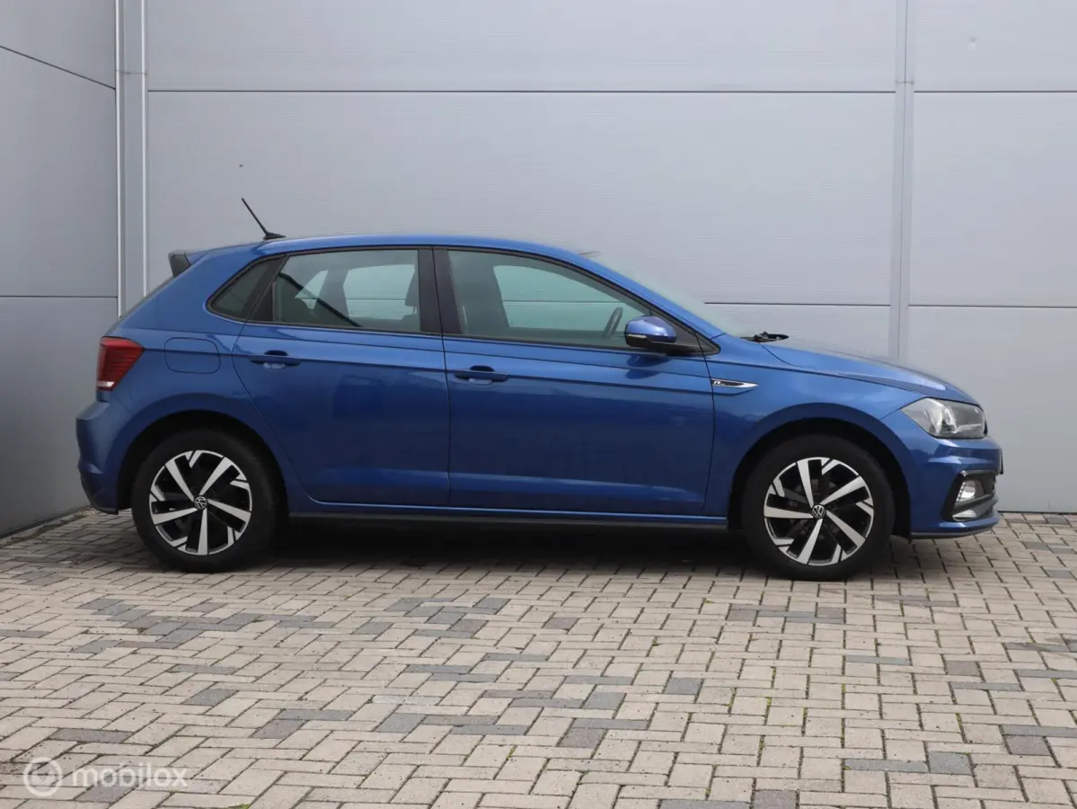 1.0 TSI R Line Digital cockpit Parkeersensoren