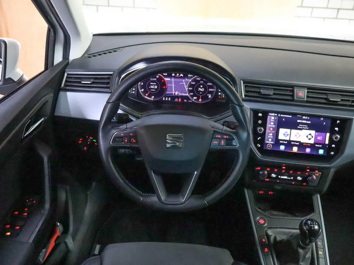 1.0 TSI 95pk Style Limited Edition | Apple Carplay/Android Auto | Achteruitrijcamera | LED Koplampen | PDC Voor & Achter