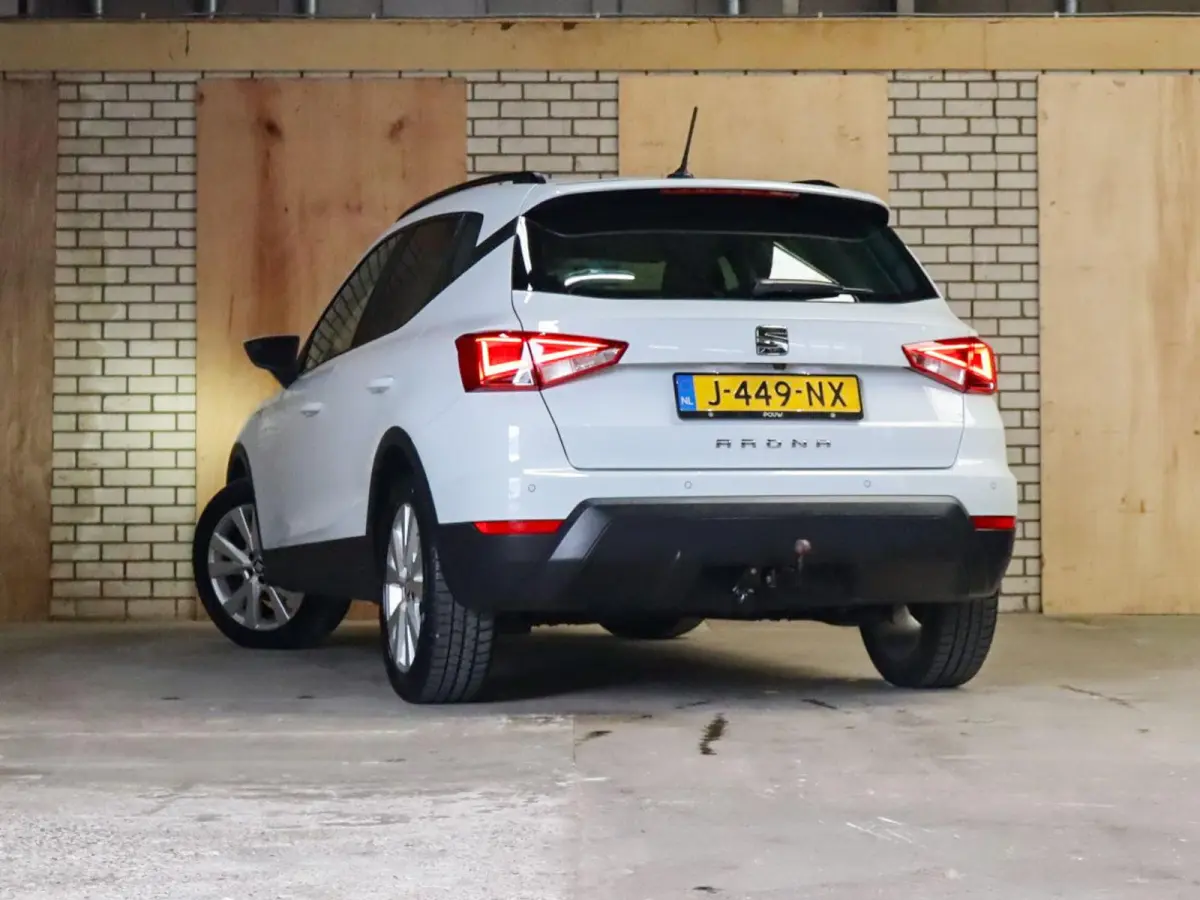 1.0 TSI 95pk Style Limited Edition | Apple Carplay/Android Auto | Achteruitrijcamera | LED Koplampen | PDC Voor & Achter