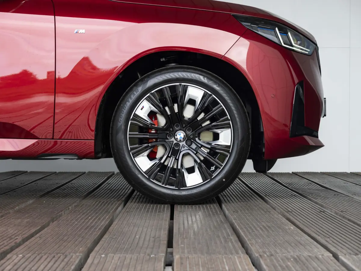 30e xDrive M Sportpakket Pro | Professional Pack | Premium Pack