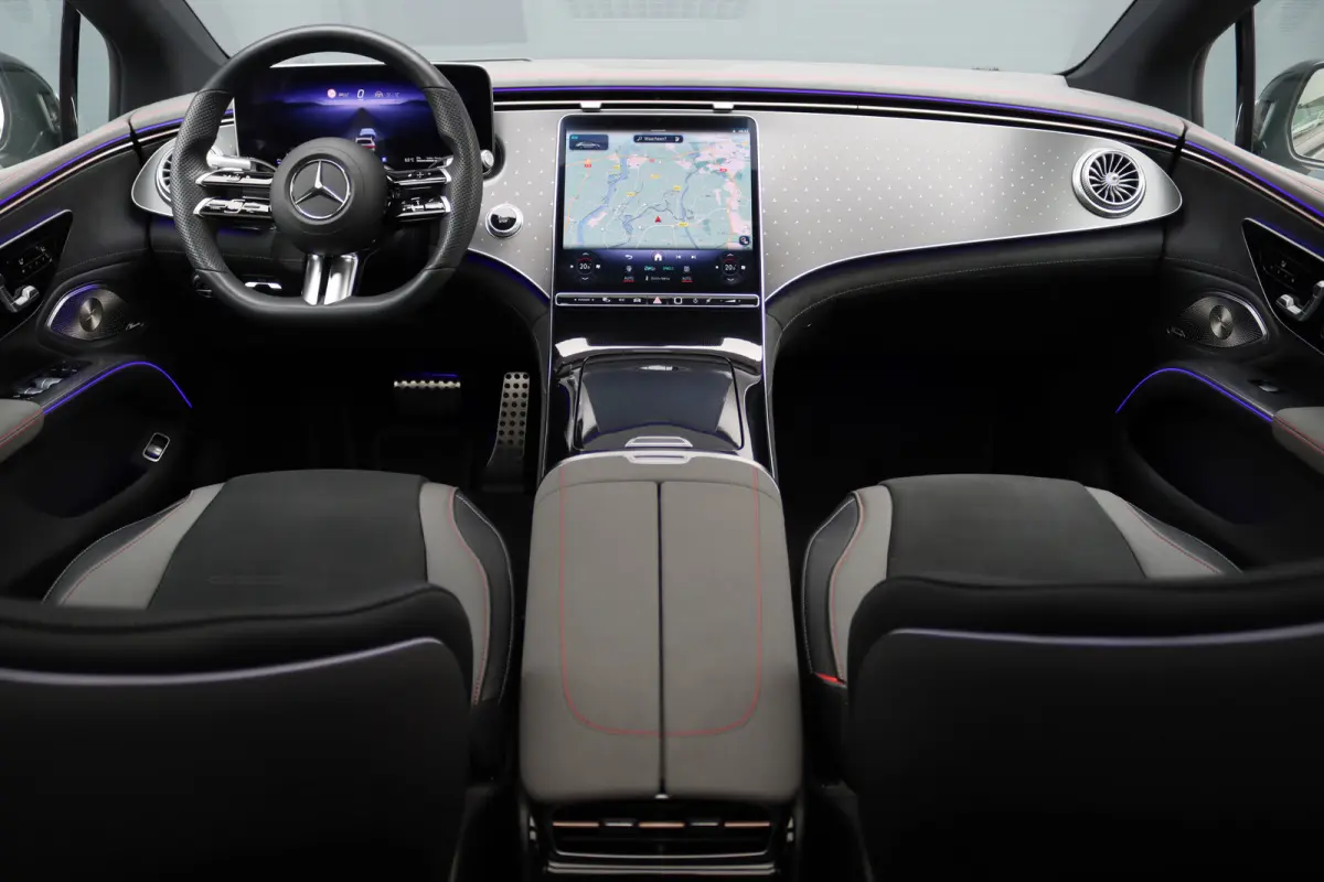 450+ AMG Line Premium 108 kWh | Luchtvering | Achterasbesturing | Distronic+ | Trekhaak | HUD | Verwarmd Stuurwiel | Memory | Digital Light | Burmester | Stoelverwarming |