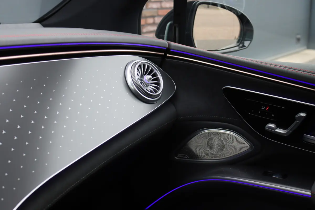450+ AMG Line Premium 108 kWh | Luchtvering | Achterasbesturing | Distronic+ | Trekhaak | HUD | Verwarmd Stuurwiel | Memory | Digital Light | Burmester | Stoelverwarming |