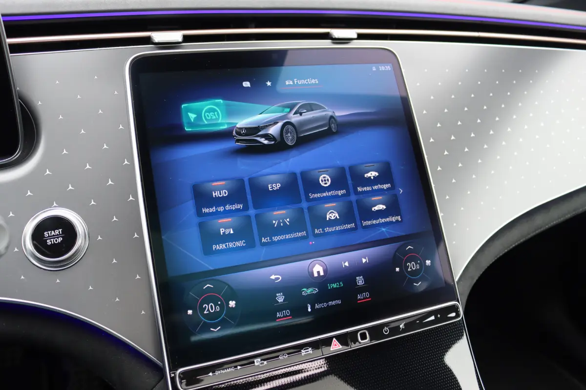 450+ AMG Line Premium 108 kWh | Luchtvering | Achterasbesturing | Distronic+ | Trekhaak | HUD | Verwarmd Stuurwiel | Memory | Digital Light | Burmester | Stoelverwarming |