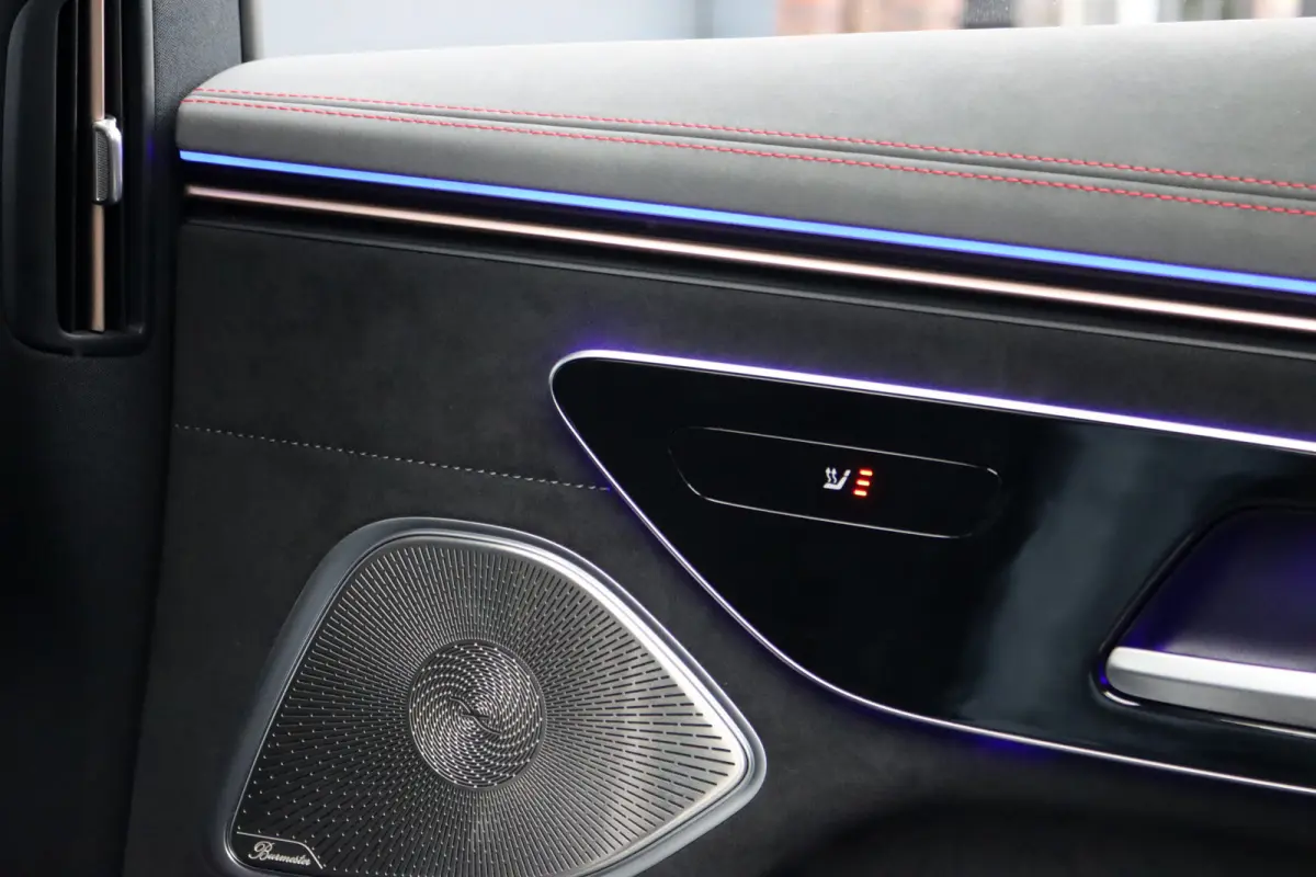 450+ AMG Line Premium 108 kWh | Luchtvering | Achterasbesturing | Distronic+ | Trekhaak | HUD | Verwarmd Stuurwiel | Memory | Digital Light | Burmester | Stoelverwarming |