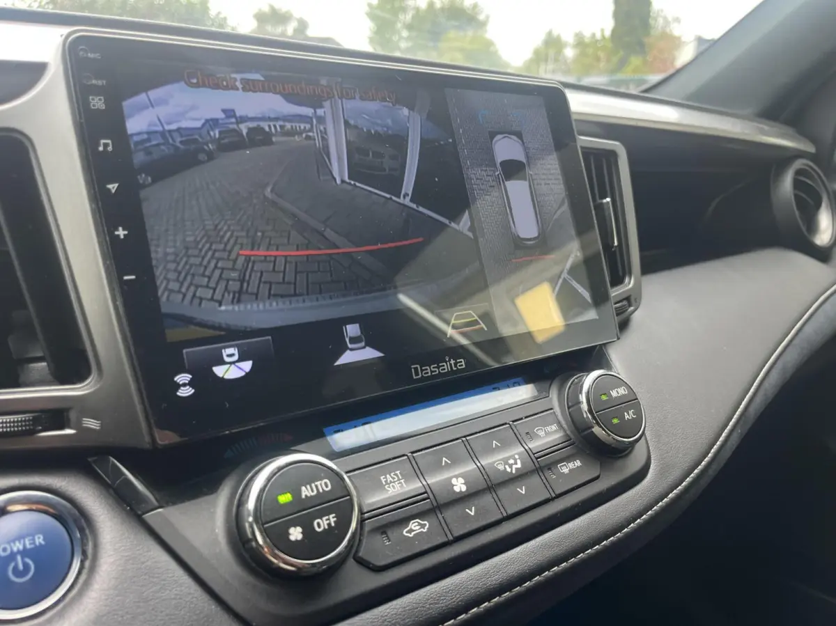 2.5 Hybrid LEDER+360CAM+ACC+LED+KEYLESS+CARPLAY