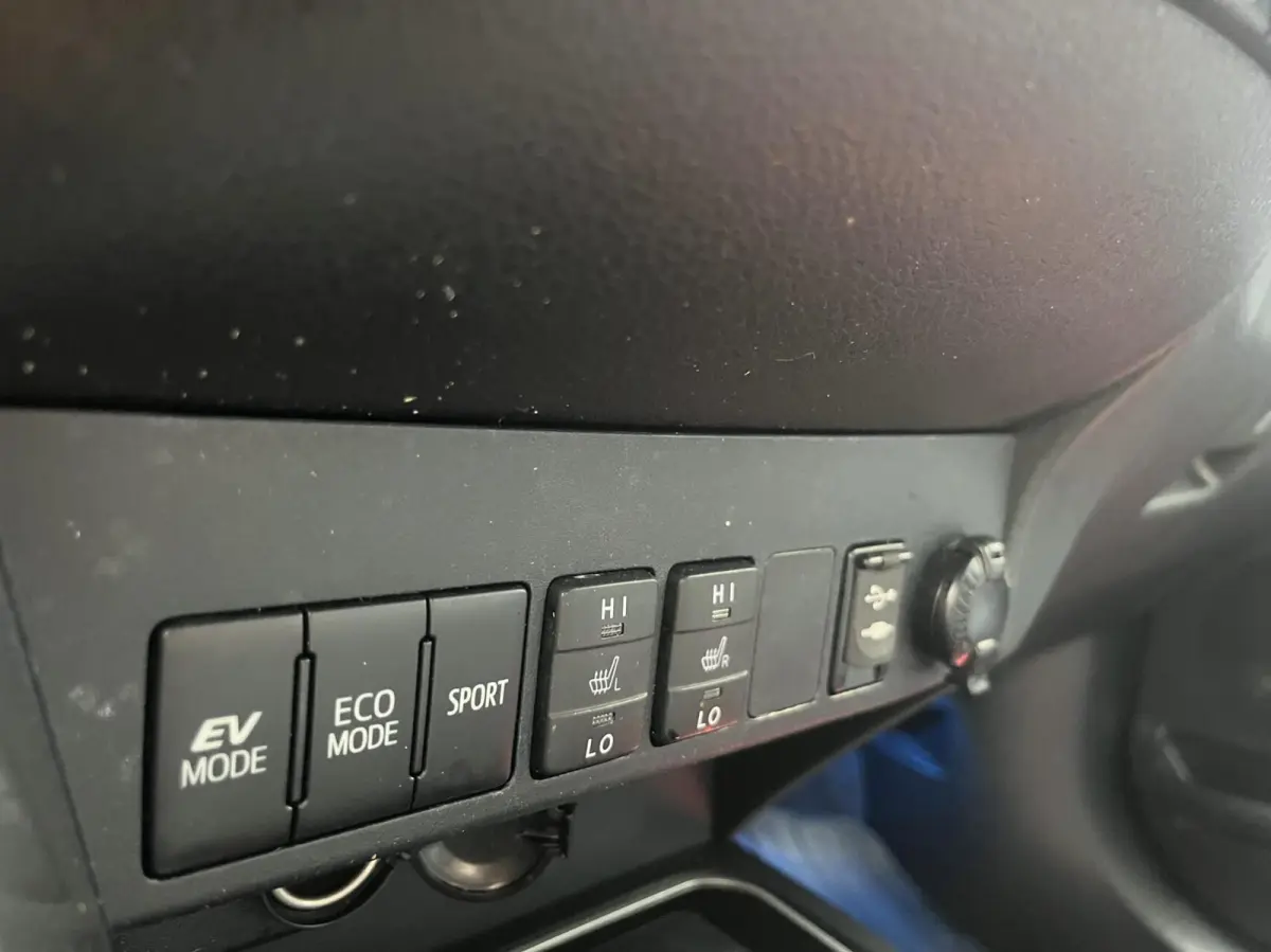 2.5 Hybrid LEDER+360CAM+ACC+LED+KEYLESS+CARPLAY