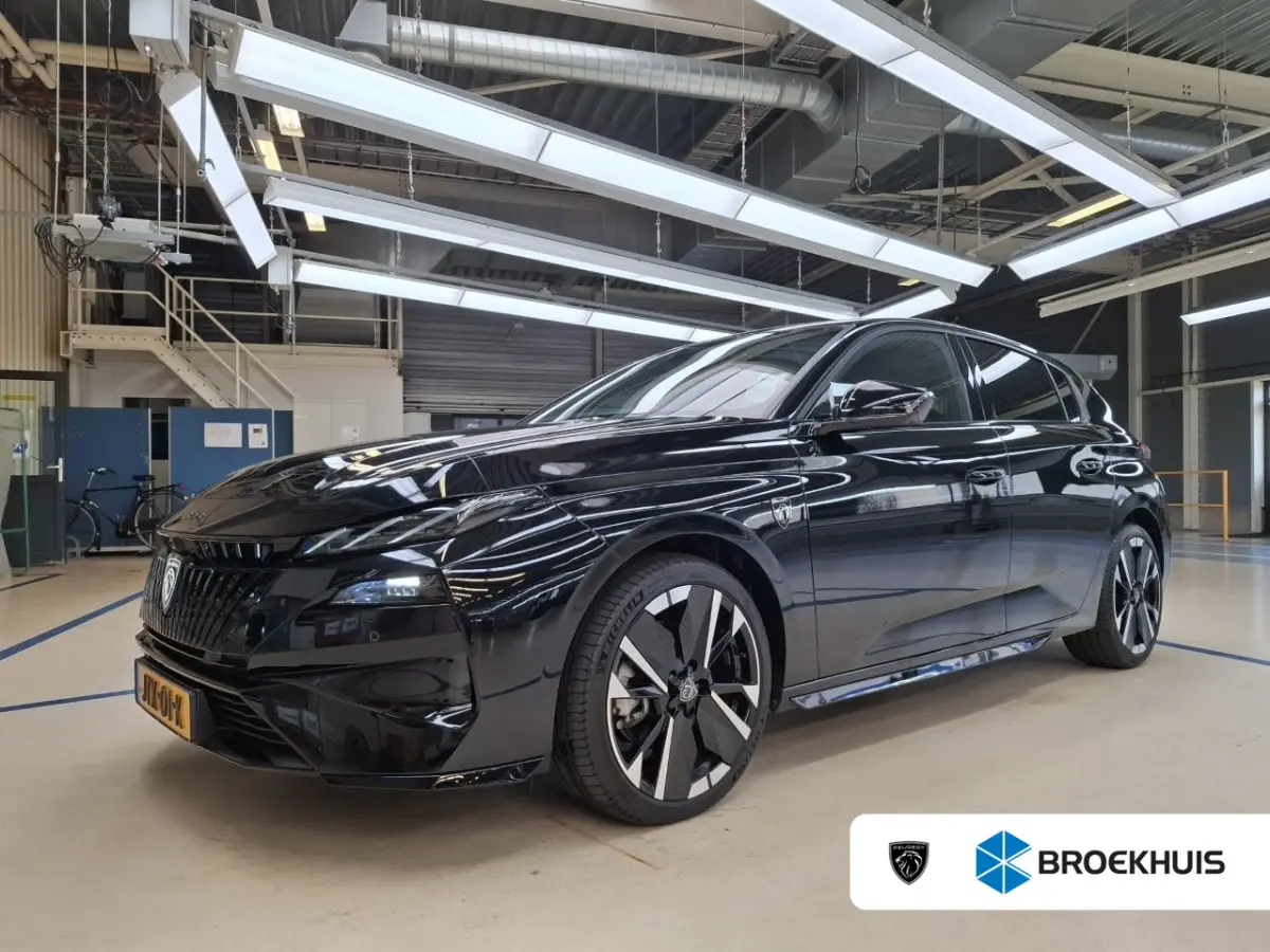 GT Hybrid 145 | Driver Sport Pack | Elektrische parkeerrem | Extra getinte achterste zijruiten en achterruit
