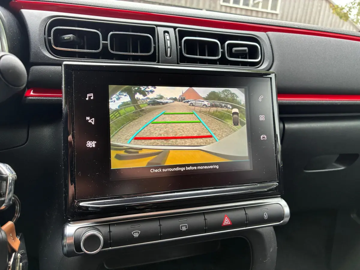1.2 PureTech S&S Shine | Camera + Cruise + Navi Nu € 6.975,-!!!