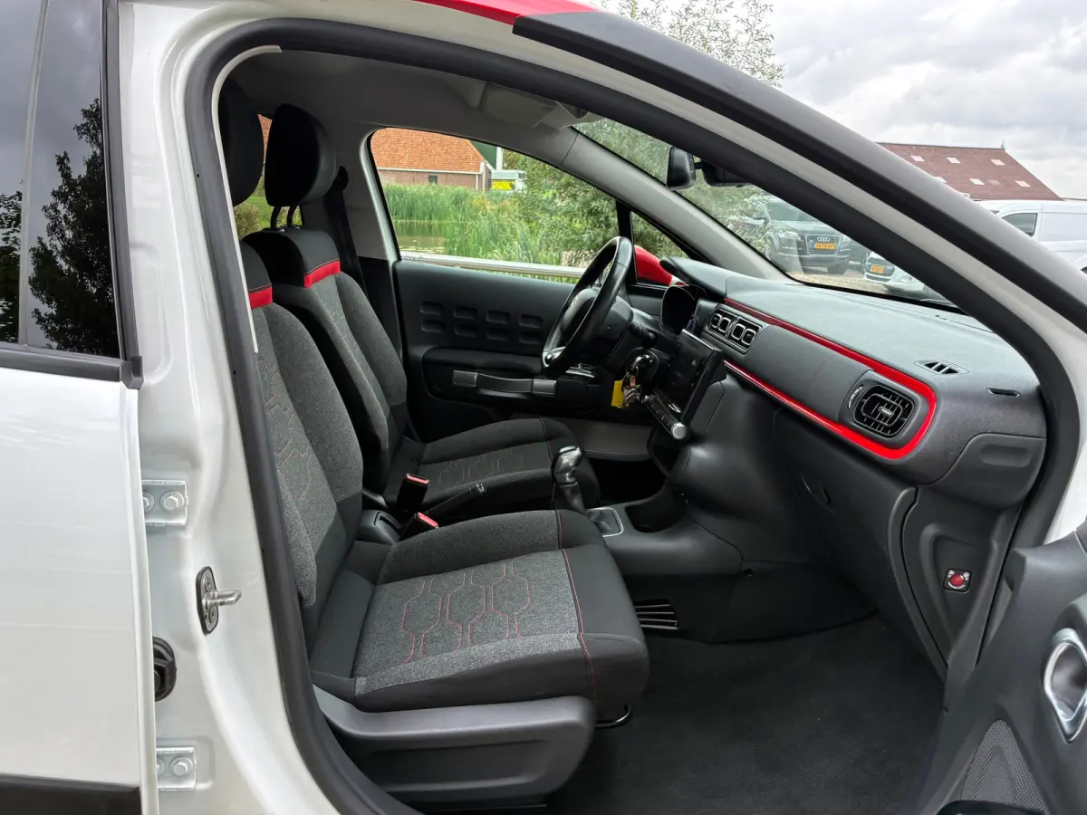 1.2 PureTech S&S Shine | Camera + Cruise + Navi Nu € 6.975,-!!!