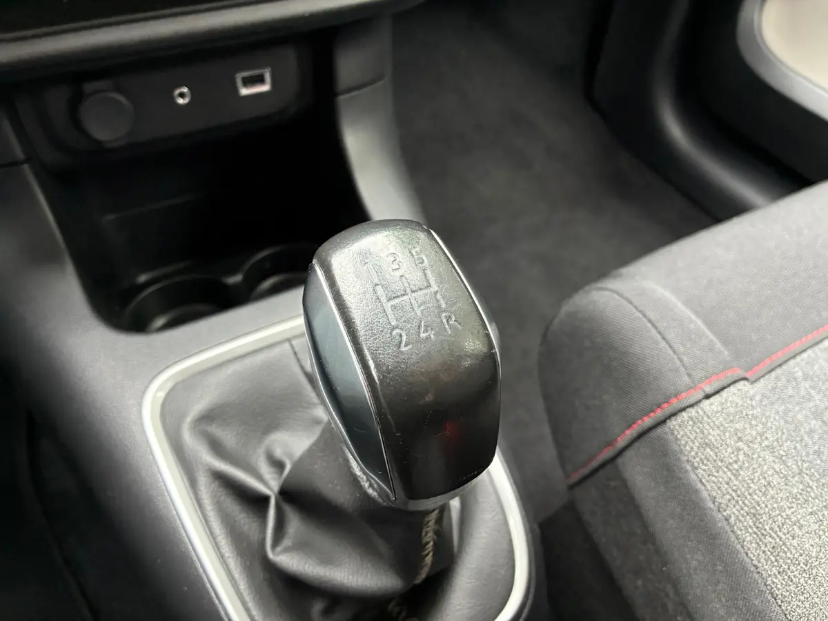 1.2 PureTech S&S Shine | Camera + Cruise + Navi Nu € 6.975,-!!!