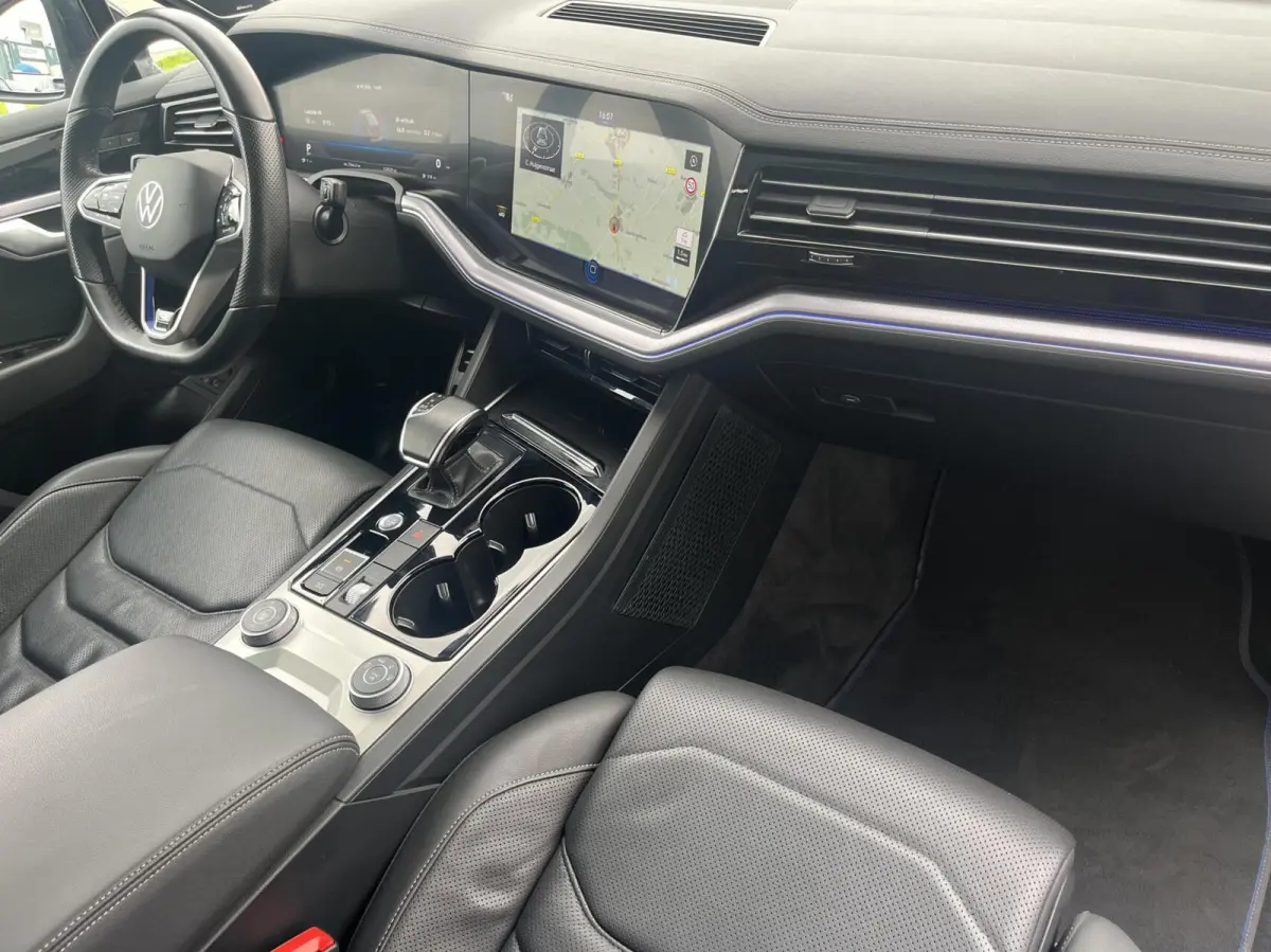 3.0 TSi 4MOTION R 462PK PANO+ACC+TREKHAAK