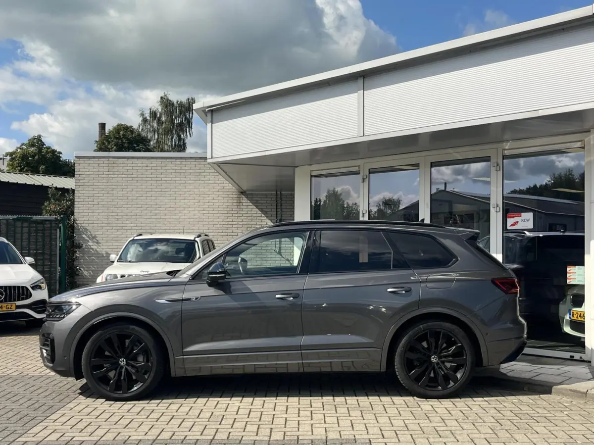 3.0 TSi 4MOTION R 462PK PANO+ACC+TREKHAAK