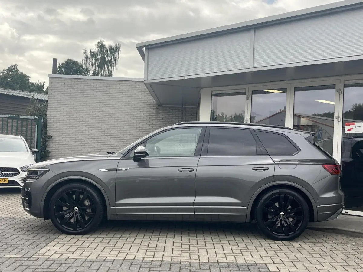3.0 TSi 4MOTION R 462PK PANO+ACC+TREKHAAK