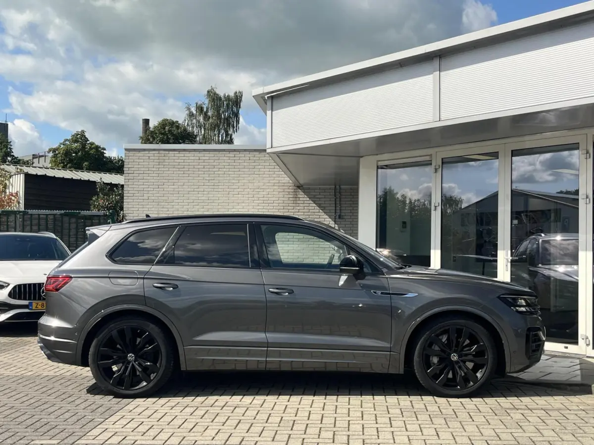 3.0 TSi 4MOTION R 462PK PANO+ACC+TREKHAAK