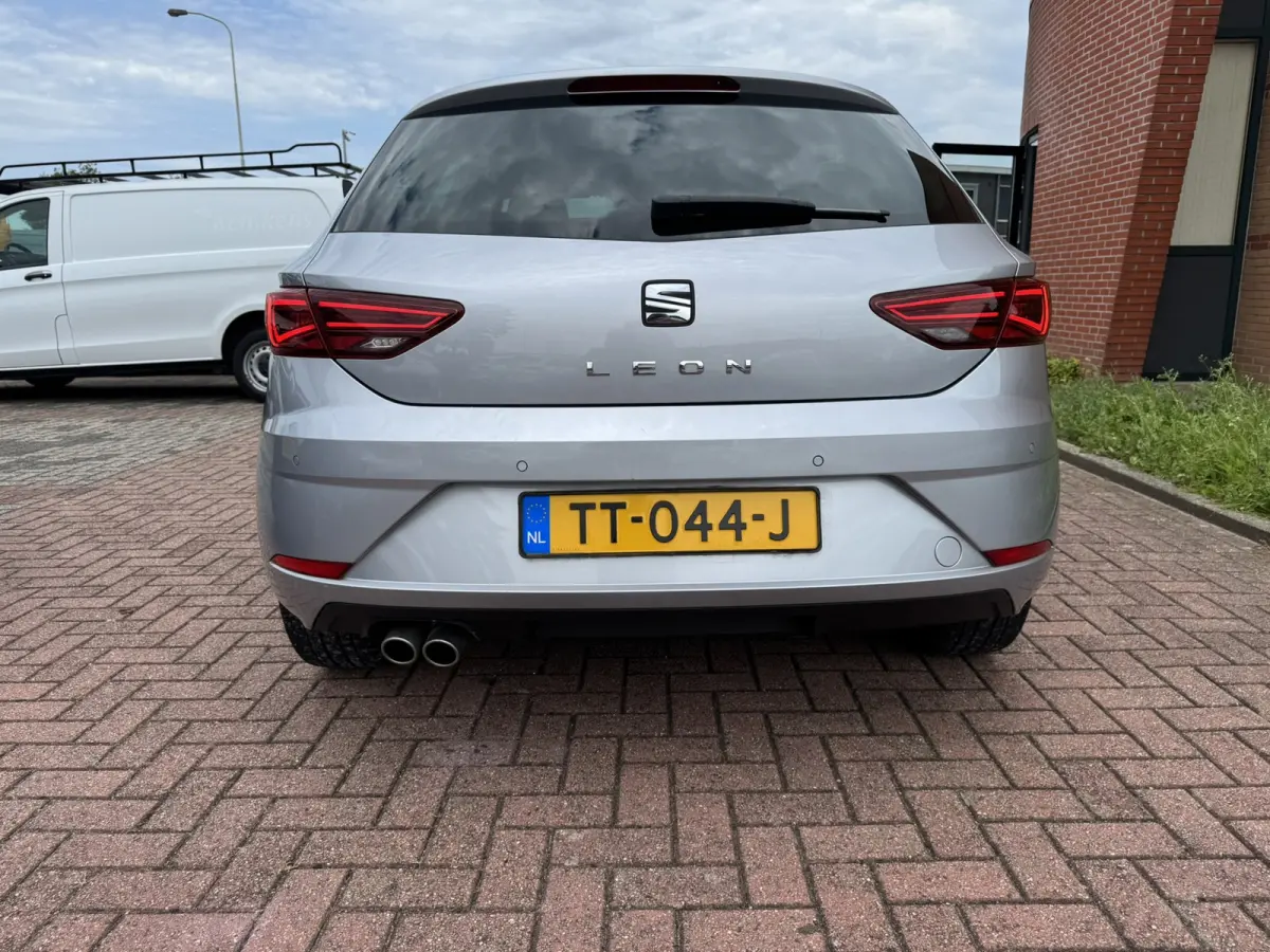 1.5 TSI Xcellence Business Intense, Digitaal Dashboard, Apple Carplay, PDC V+A