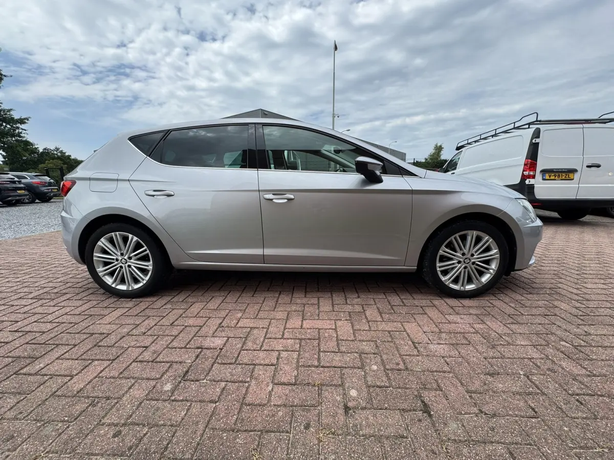 1.5 TSI Xcellence Business Intense, Digitaal Dashboard, Apple Carplay, PDC V+A