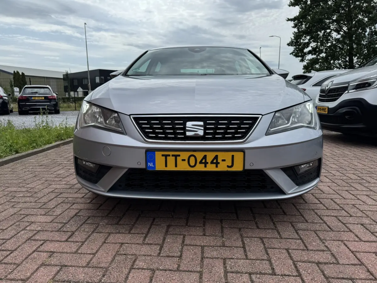 1.5 TSI Xcellence Business Intense, Digitaal Dashboard, Apple Carplay, PDC V+A