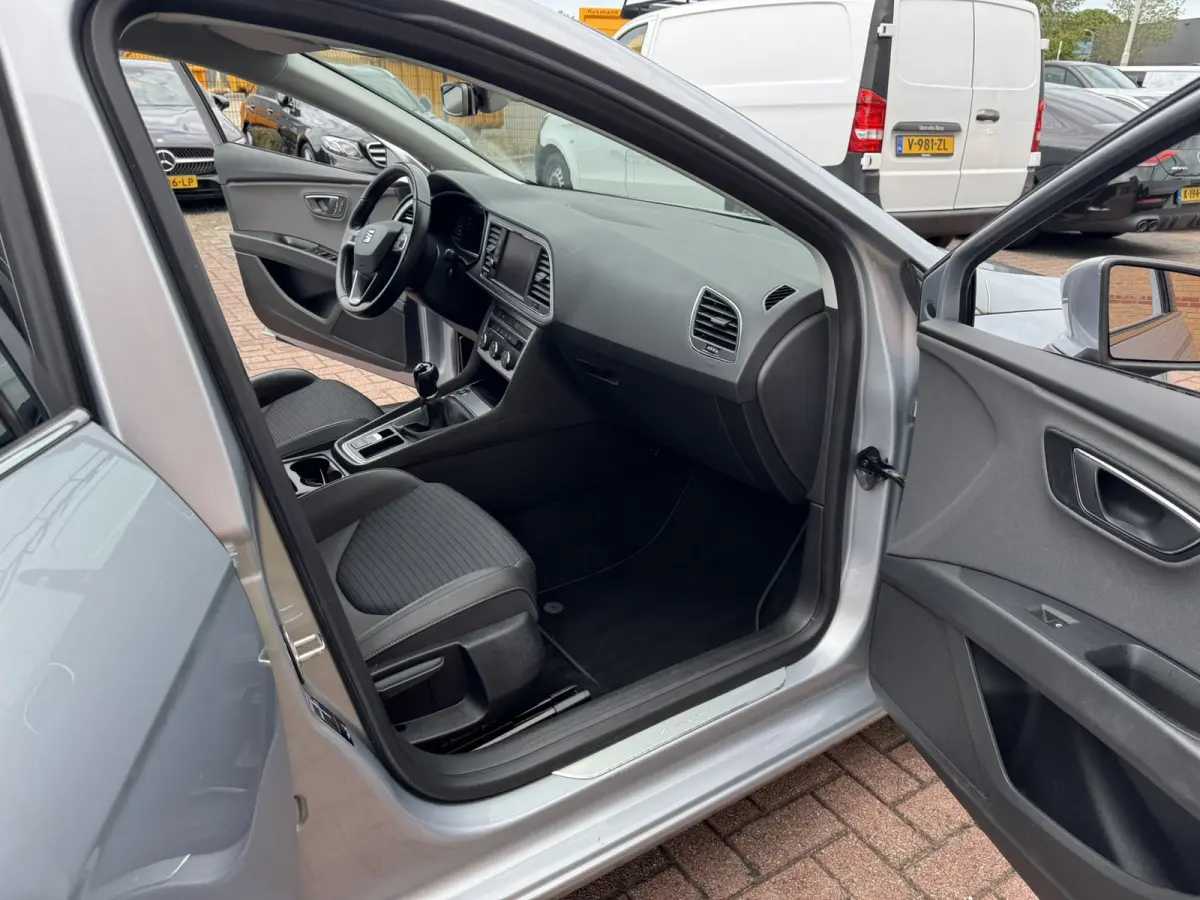 1.5 TSI Xcellence Business Intense, Digitaal Dashboard, Apple Carplay, PDC V+A