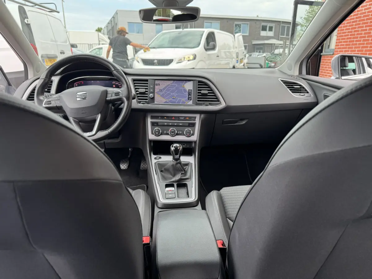 1.5 TSI Xcellence Business Intense, Digitaal Dashboard, Apple Carplay, PDC V+A