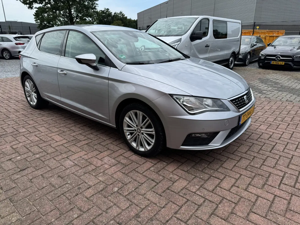 1.5 TSI Xcellence Business Intense, Digitaal Dashboard, Apple Carplay, PDC V+A