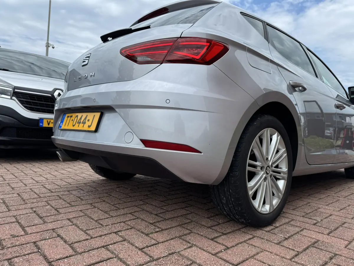 1.5 TSI Xcellence Business Intense, Digitaal Dashboard, Apple Carplay, PDC V+A