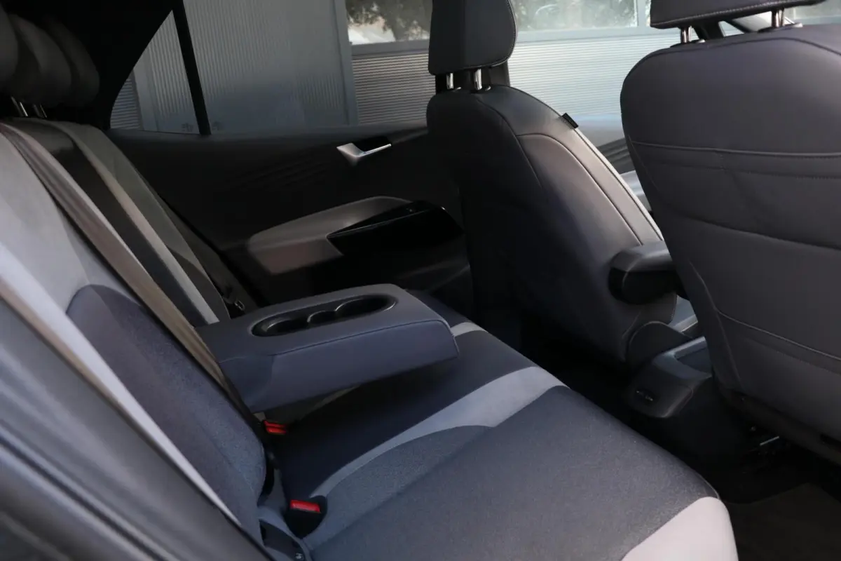 First Max 58 kWh Panodak HeadupDisplay 20'Inch Matrix Beam Light Sportstoelen PrivacyGlass Lane-Front Assist Camera AdaptiveCruise 89000KM BJ2020