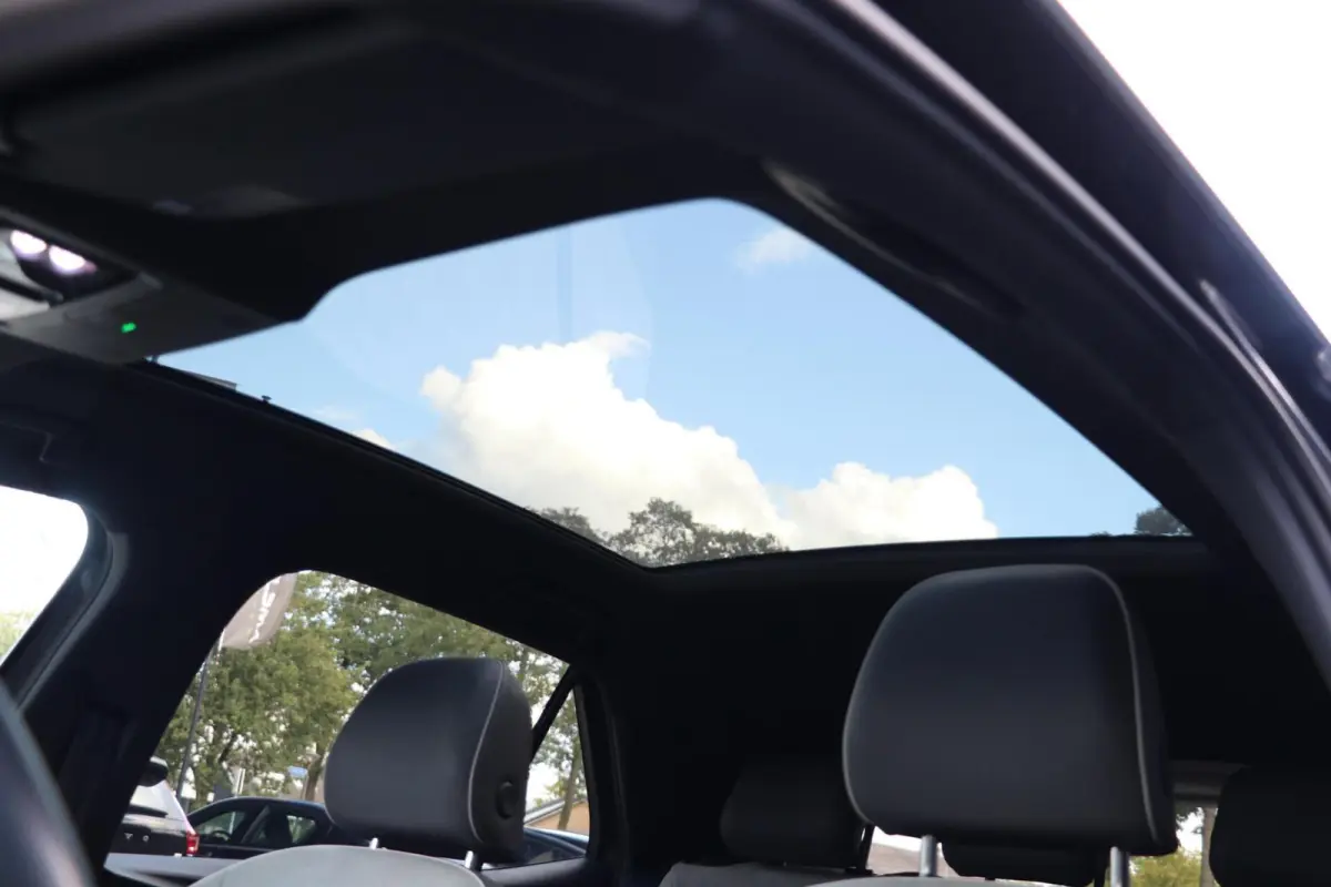 First Max 58 kWh Panodak HeadupDisplay 20'Inch Matrix Beam Light Sportstoelen PrivacyGlass Lane-Front Assist Camera AdaptiveCruise 89000KM BJ2020