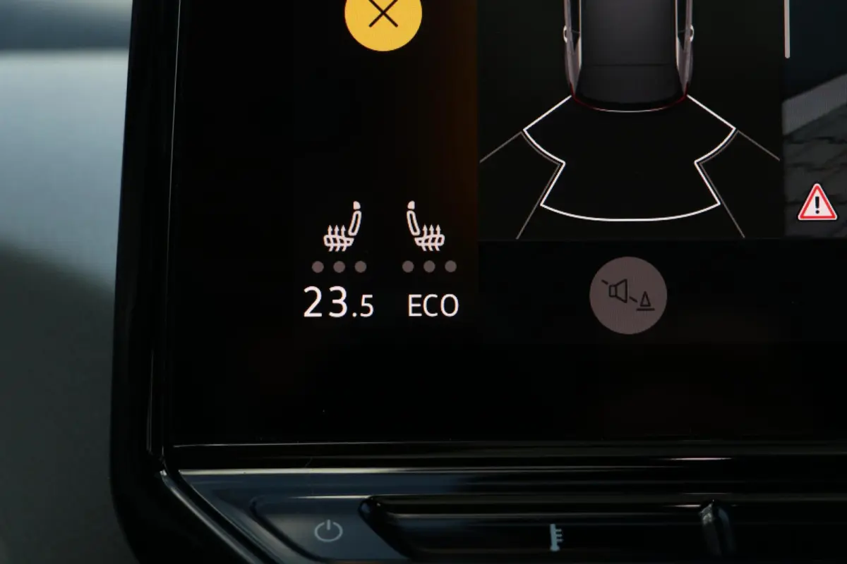 First Max 58 kWh Panodak HeadupDisplay 20'Inch Matrix Beam Light Sportstoelen PrivacyGlass Lane-Front Assist Camera AdaptiveCruise 89000KM BJ2020
