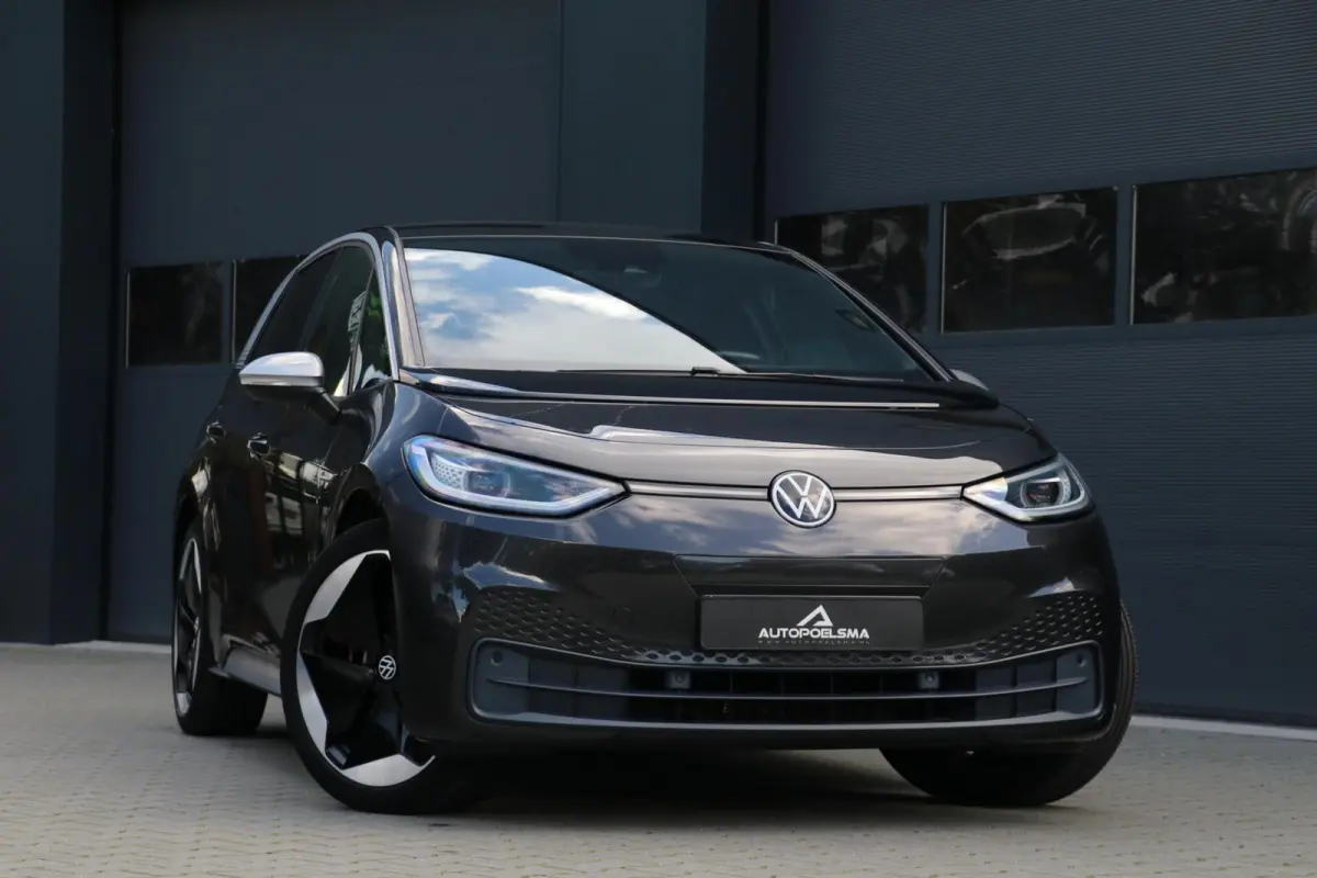 First Max 58 kWh Panodak HeadupDisplay 20'Inch Matrix Beam Light Sportstoelen PrivacyGlass Lane-Front Assist Camera AdaptiveCruise 89000KM BJ2020