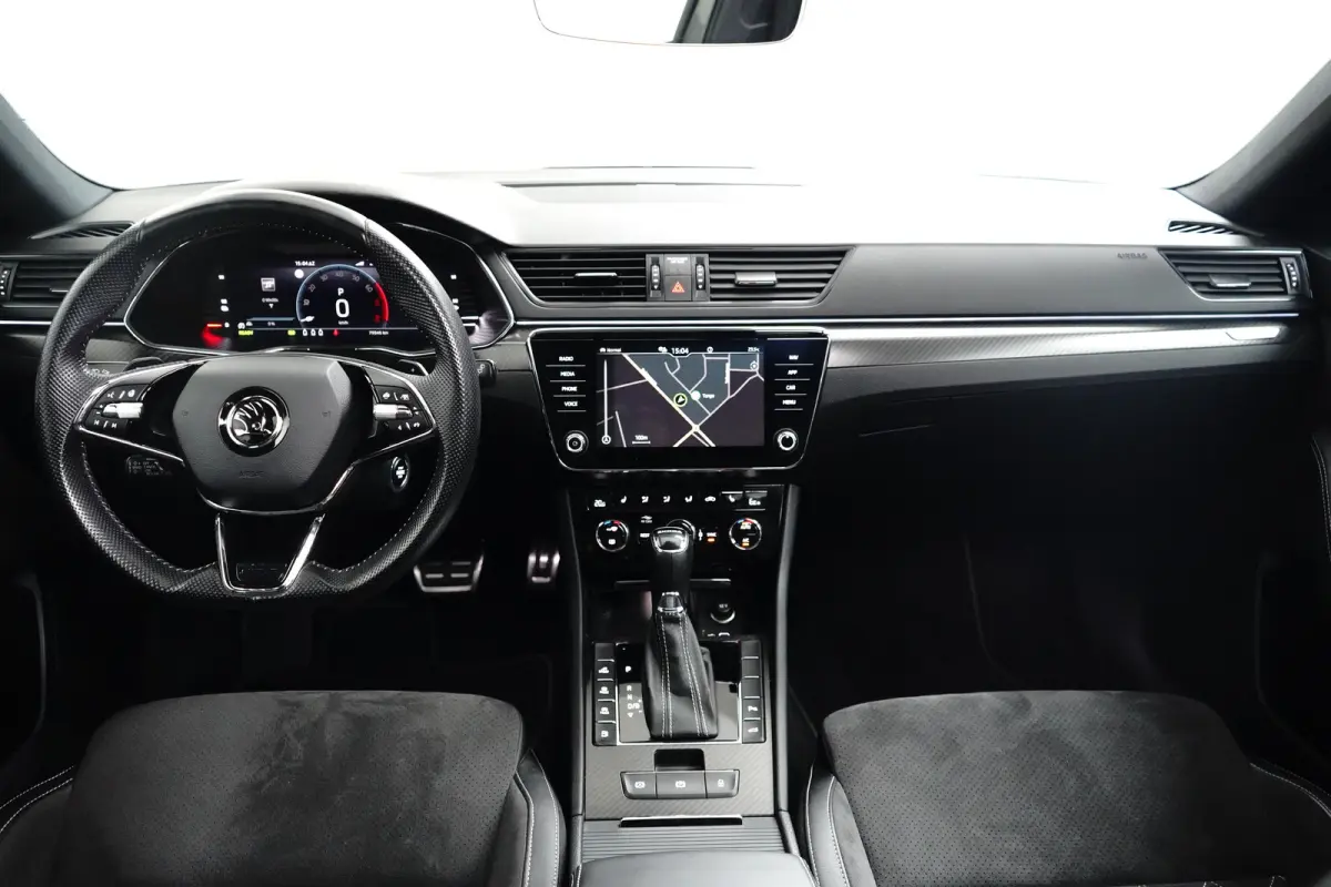 1.4 TSI iV Sportline Business l Elekt. Stoel incl Memory l Pano Dak l Camera l Elektr. Klep l Stoel Stuurverwarming l Matrix LED l