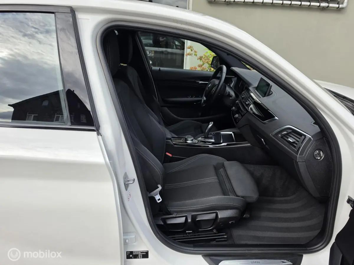 118i High Executive Led/Sport/Navi/1ste eigenaar