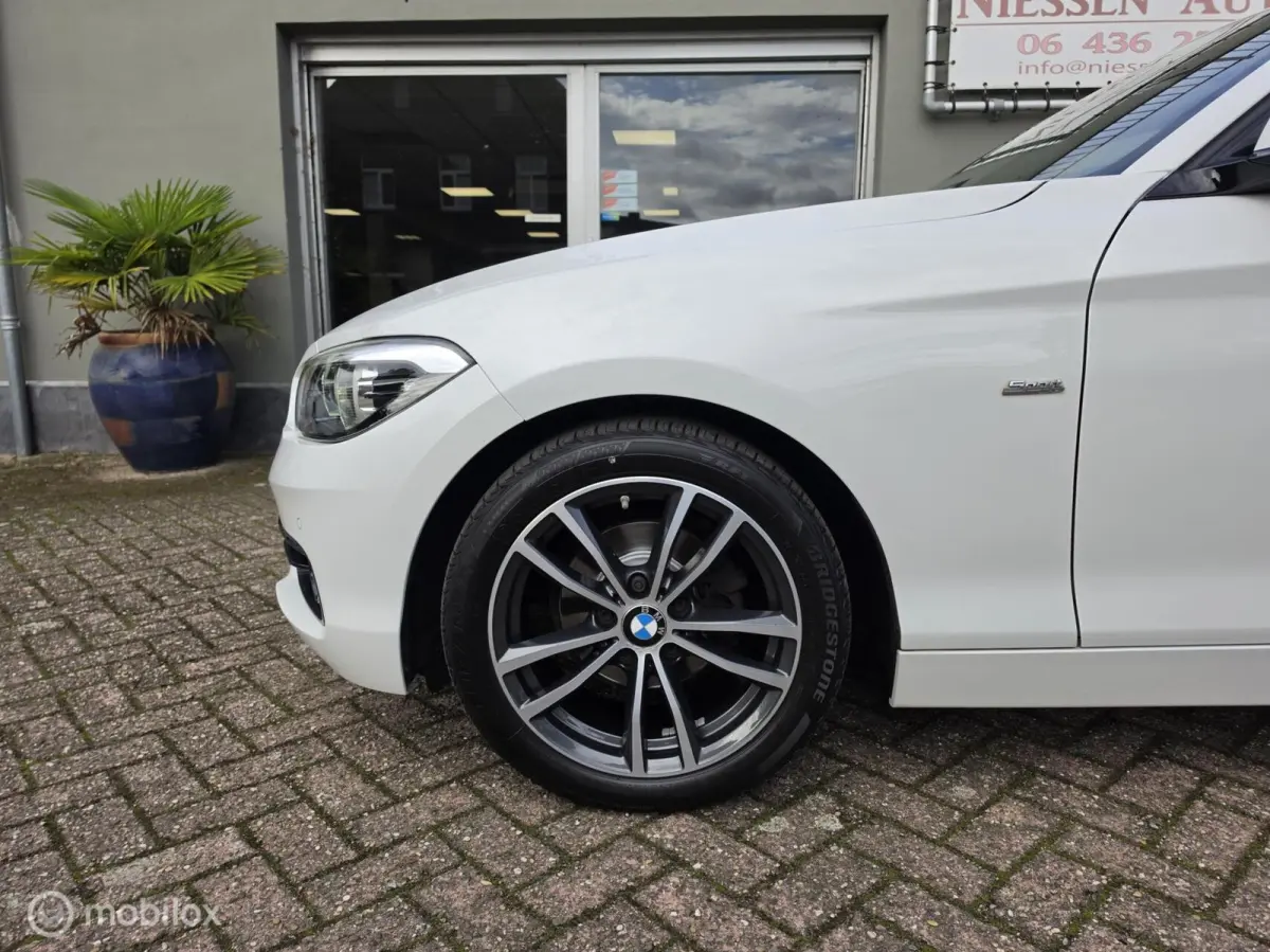 118i High Executive Led/Sport/Navi/1ste eigenaar