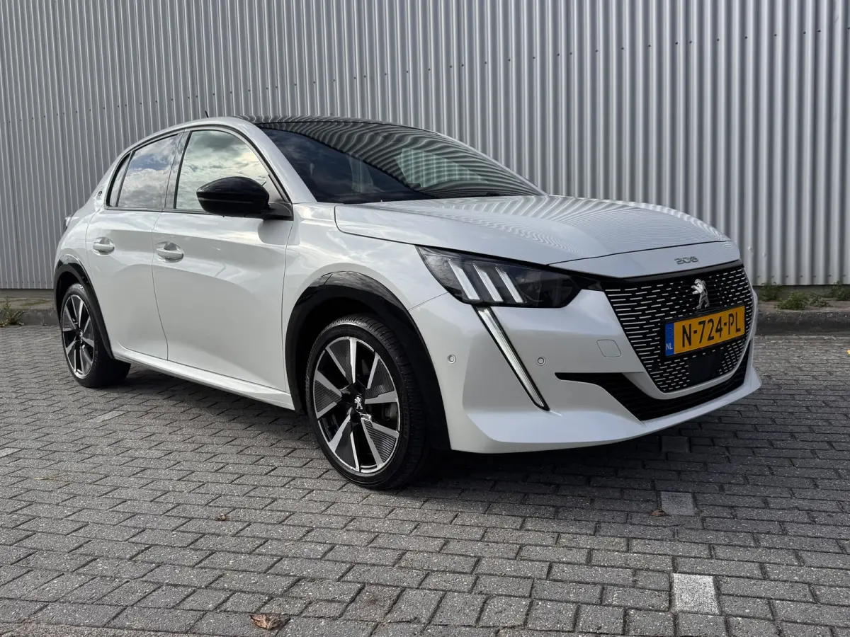 EV GT Pack 50 kWh SOH 97,19% | Alcantara Interieur | Stoelverwarming | Camera | Apple Carplay / Android Auto | Adaptive Cruise Control | DAB ontvanger | Dodehoekdetectie met correctie | Extr