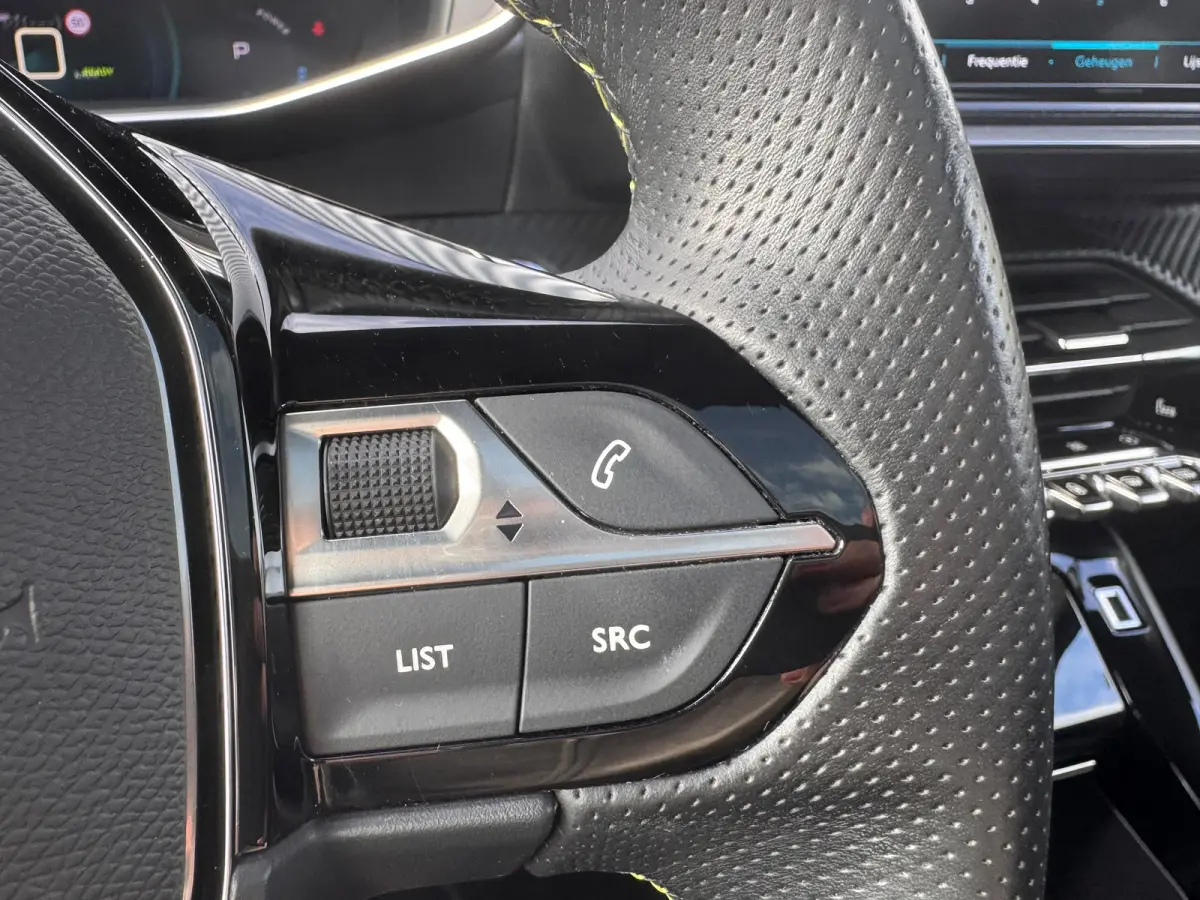 EV GT Pack 50 kWh SOH 97,19% | Alcantara Interieur | Stoelverwarming | Camera | Apple Carplay / Android Auto | Adaptive Cruise Control | DAB ontvanger | Dodehoekdetectie met correctie | Extr