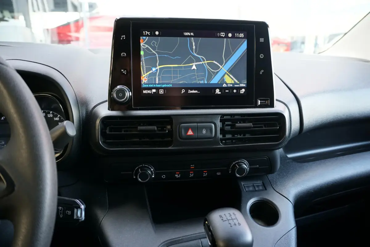 1.2 Turbo L1H1 Edition *MARGE* + APPLE CARPLAY / TREKHAAK / SENSOREN