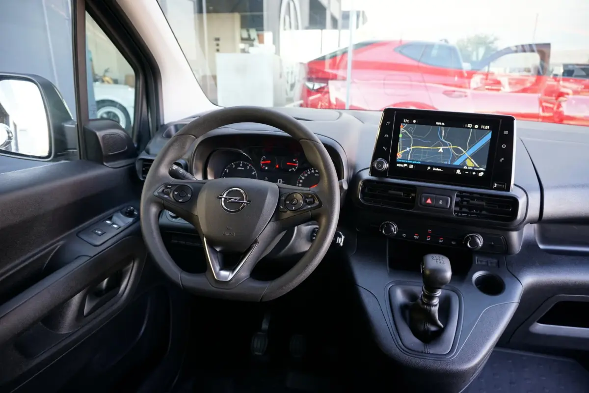1.2 Turbo L1H1 Edition *MARGE* + APPLE CARPLAY / TREKHAAK / SENSOREN
