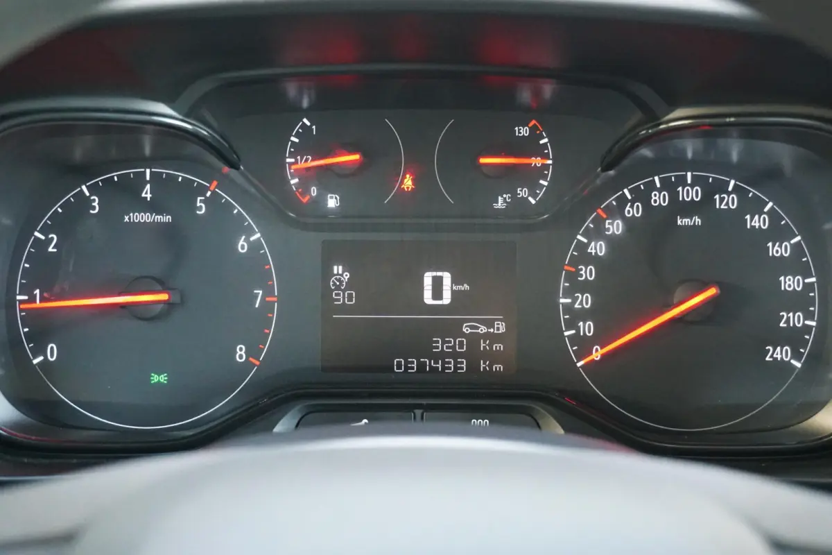 1.2 Turbo L1H1 Edition *MARGE* + APPLE CARPLAY / TREKHAAK / SENSOREN