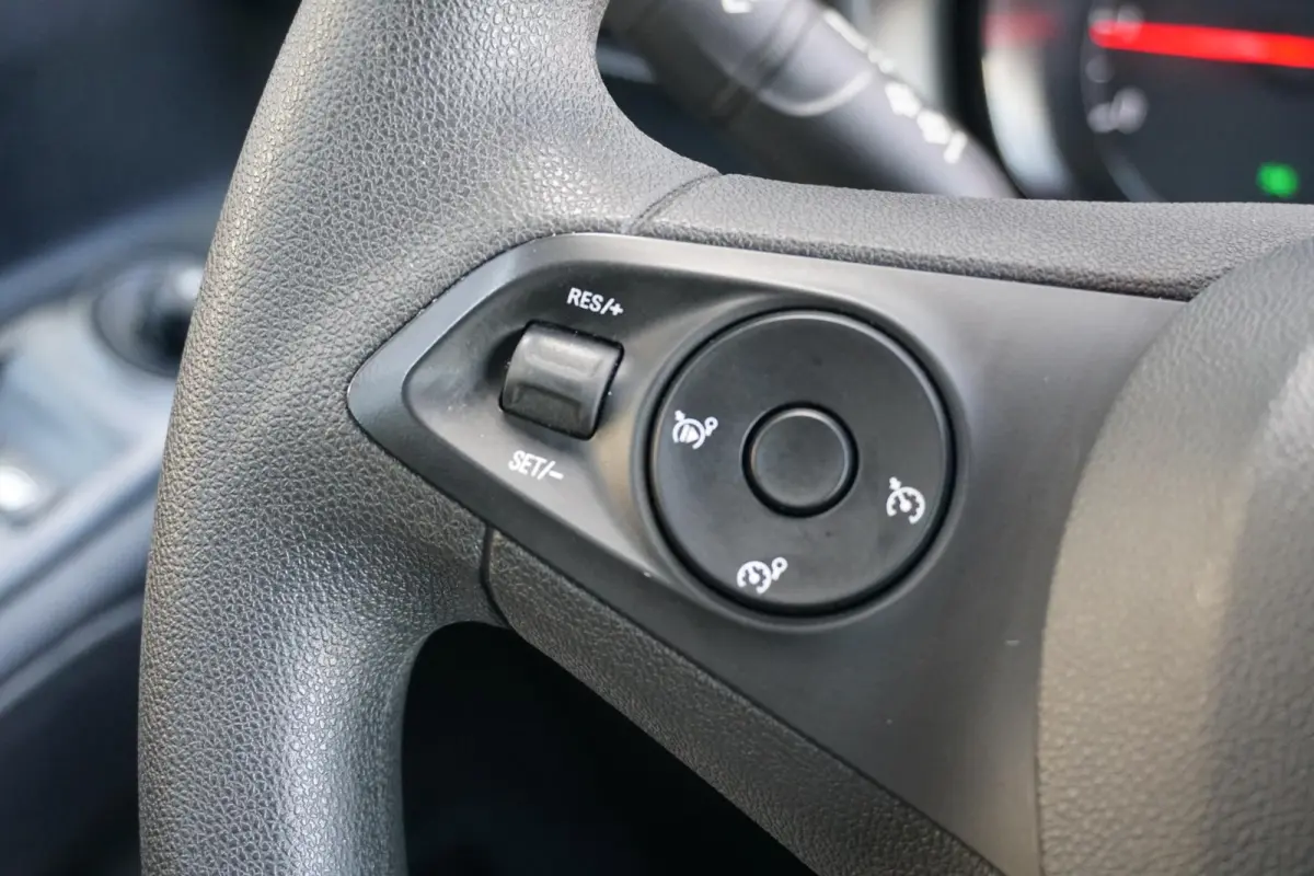 1.2 Turbo L1H1 Edition *MARGE* + APPLE CARPLAY / TREKHAAK / SENSOREN