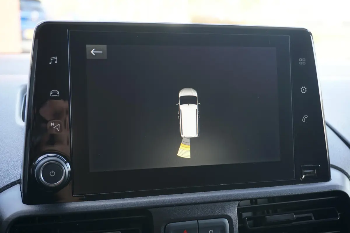 1.2 Turbo L1H1 Edition *MARGE* + APPLE CARPLAY / TREKHAAK / SENSOREN