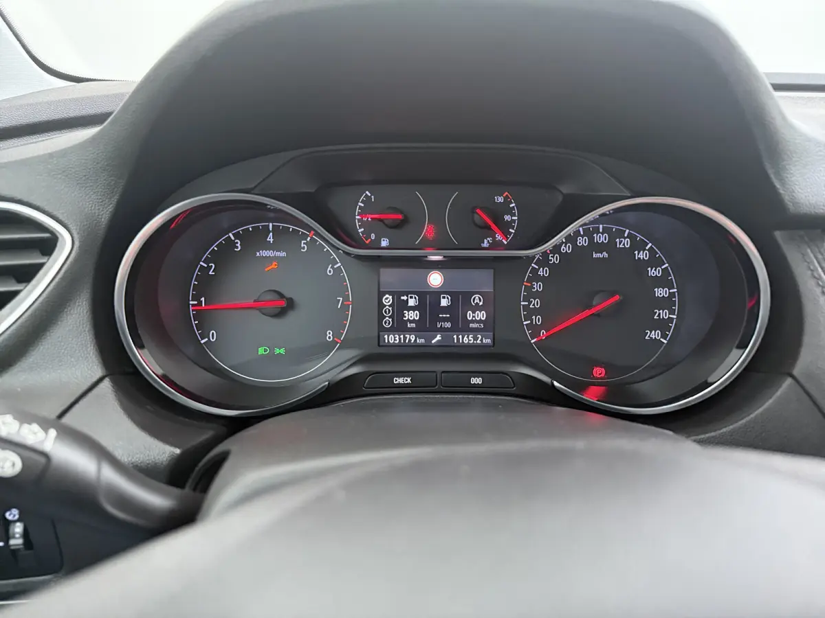 1.2 Turbo Elegance | Achteruitrijcamera | Apple Carplay/Android Auto|telefoonintegratie premium | Cruise control