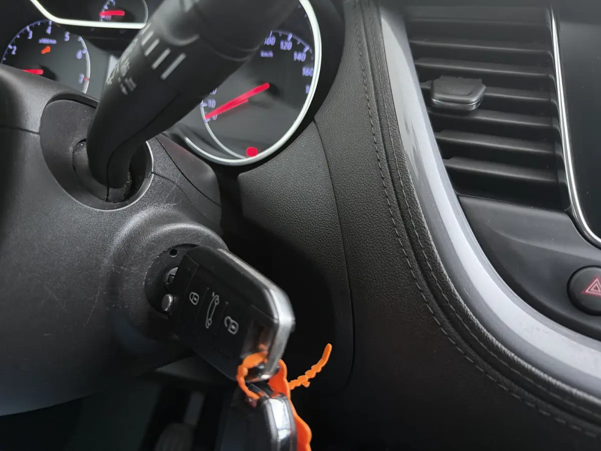 1.2 Turbo Elegance | Achteruitrijcamera | Apple Carplay/Android Auto|telefoonintegratie premium | Cruise control