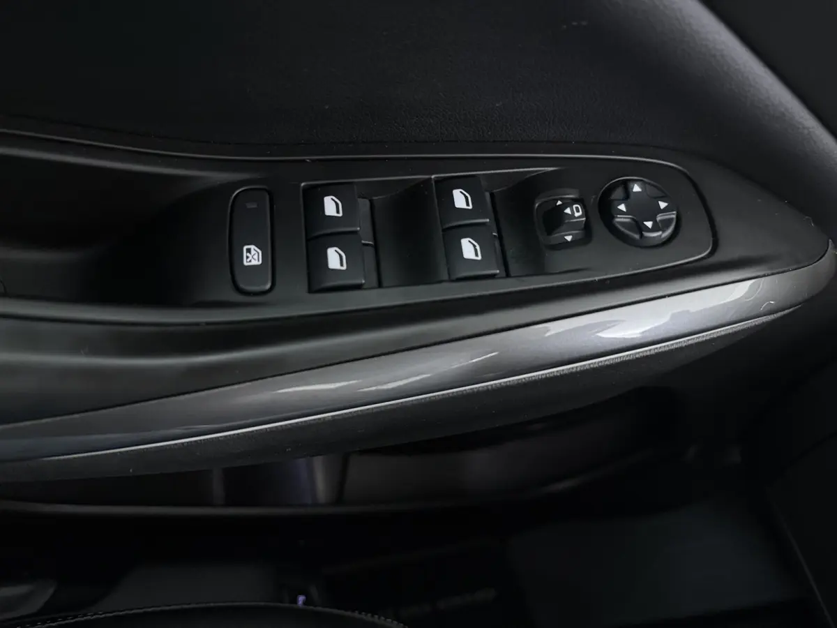 1.2 Turbo Elegance | Achteruitrijcamera | Apple Carplay/Android Auto|telefoonintegratie premium | Cruise control