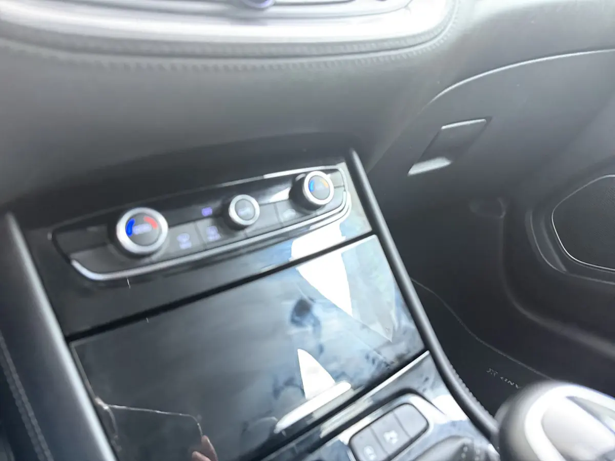 1.2 Turbo Elegance | Achteruitrijcamera | Apple Carplay/Android Auto|telefoonintegratie premium | Cruise control