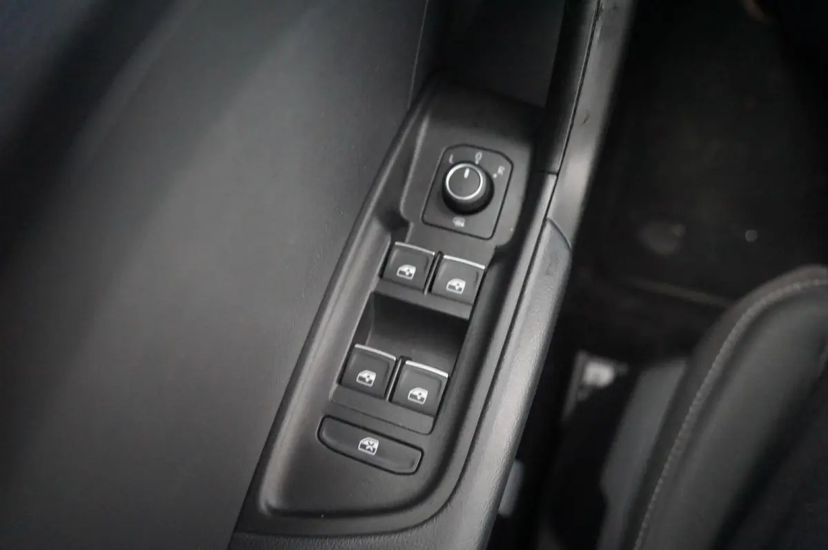25 TFSI 95pk Advanced Edition | Smartphone Interface | Cruise Control | 17" Velgen