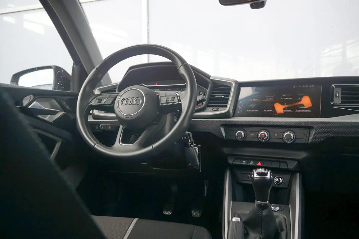 25 TFSI 95pk Advanced Edition | Smartphone Interface | Cruise Control | 17" Velgen