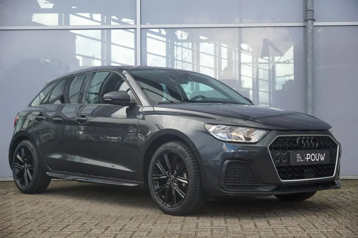 25 TFSI 95pk Advanced Edition | Smartphone Interface | Cruise Control | 17" Velgen