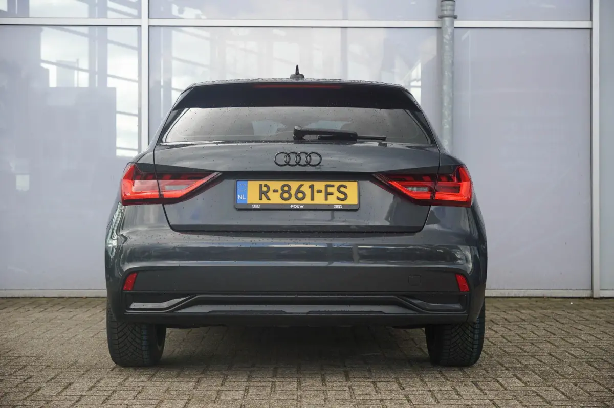 25 TFSI 95pk Advanced Edition | Smartphone Interface | Cruise Control | 17" Velgen