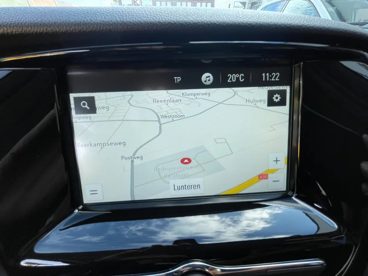 1.0 Online Edition | navigatie | pdc achter | eerste eigenaar | NL-auto