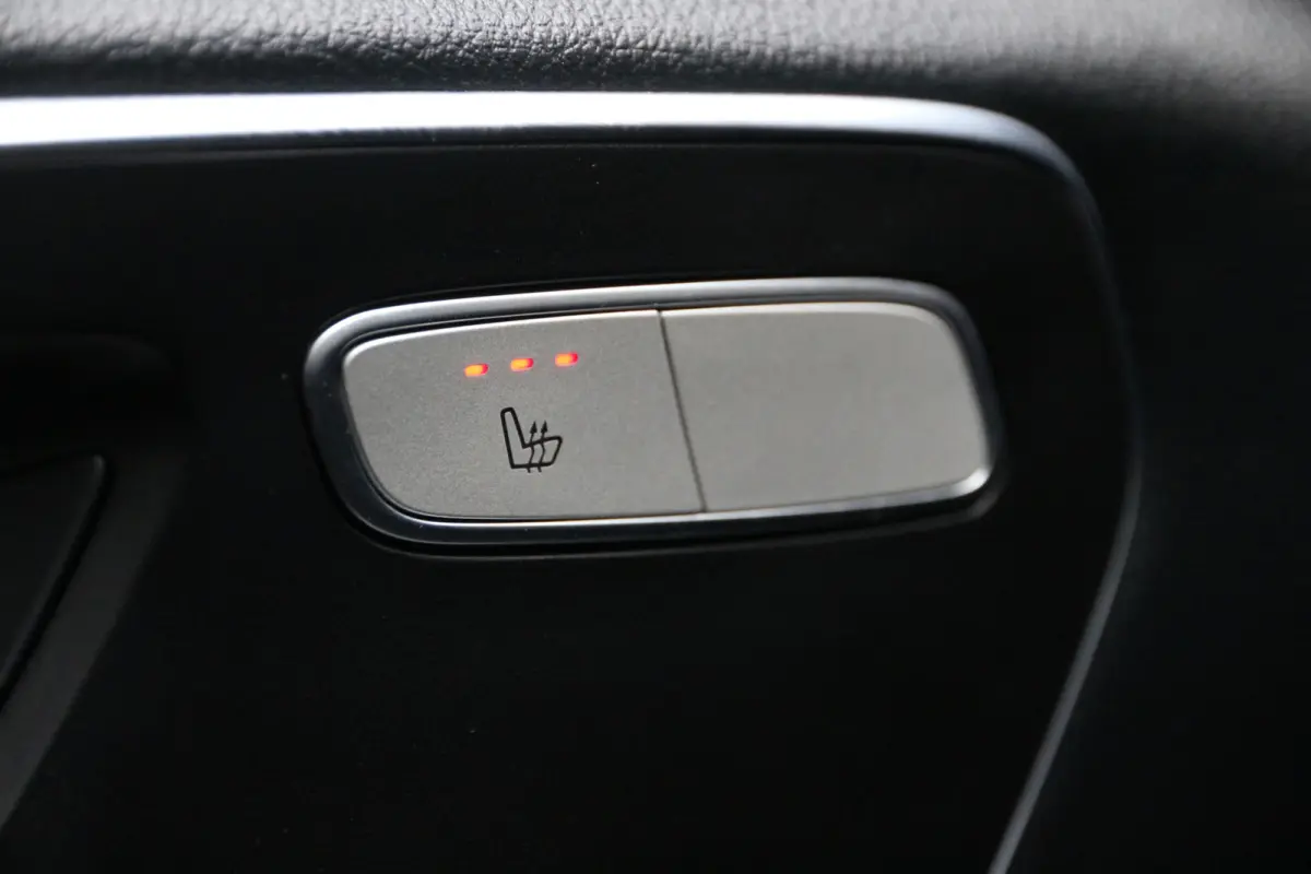 119 CDI | DC | 4Matic / 4x4 | Camera | Cruise | Airco..